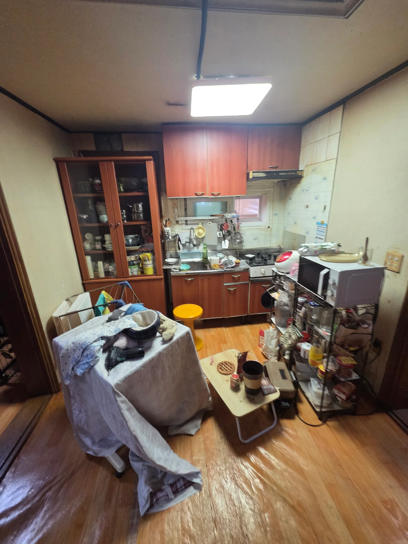 창원시 마산합포구 산호동 고독사 청소, 방문 상담 시 확인할 핵심 준비 사항 | HJ클린 현장 작업 사진 - HJ클린