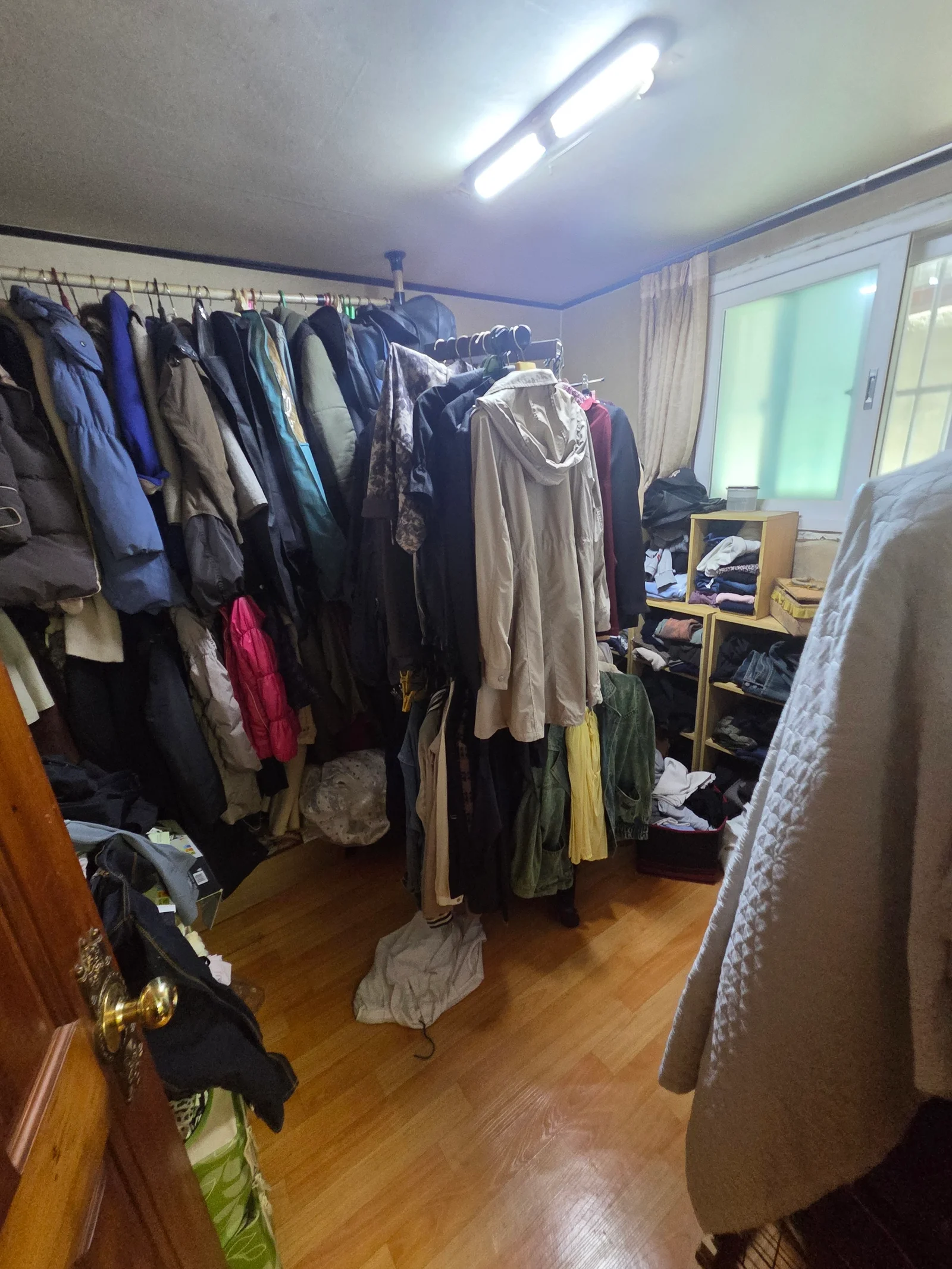 창원시 마산합포구 산호동 고독사 청소, 방문 상담 시 확인할 핵심 준비 사항 | HJ클린 현장 작업 사진 - HJ클린